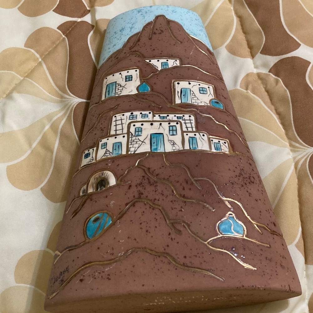 Signed pottery piece